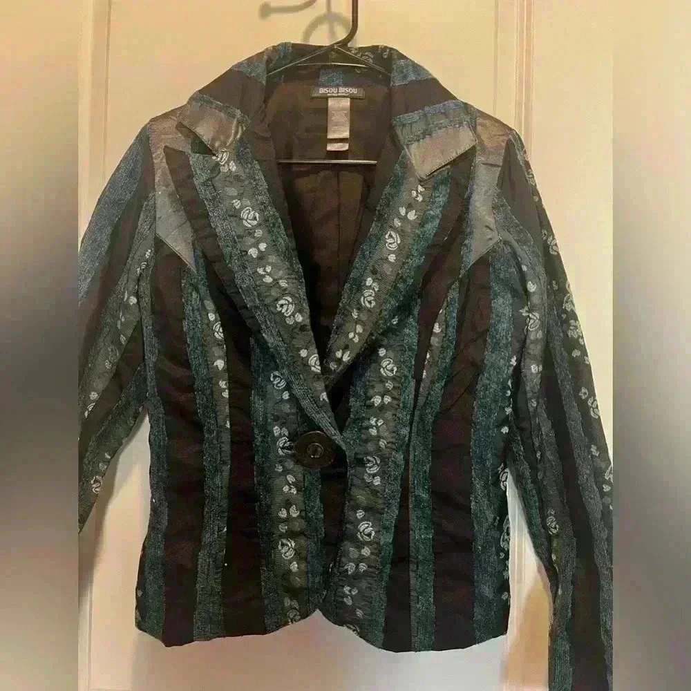 Bisou Bisou Patchwork Button Front Whimsy Goth Of… - image 4